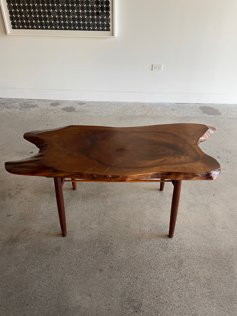 New Hope hand crafted coffee table after George Nakashima by Katherine Mezger, USA, 1960s