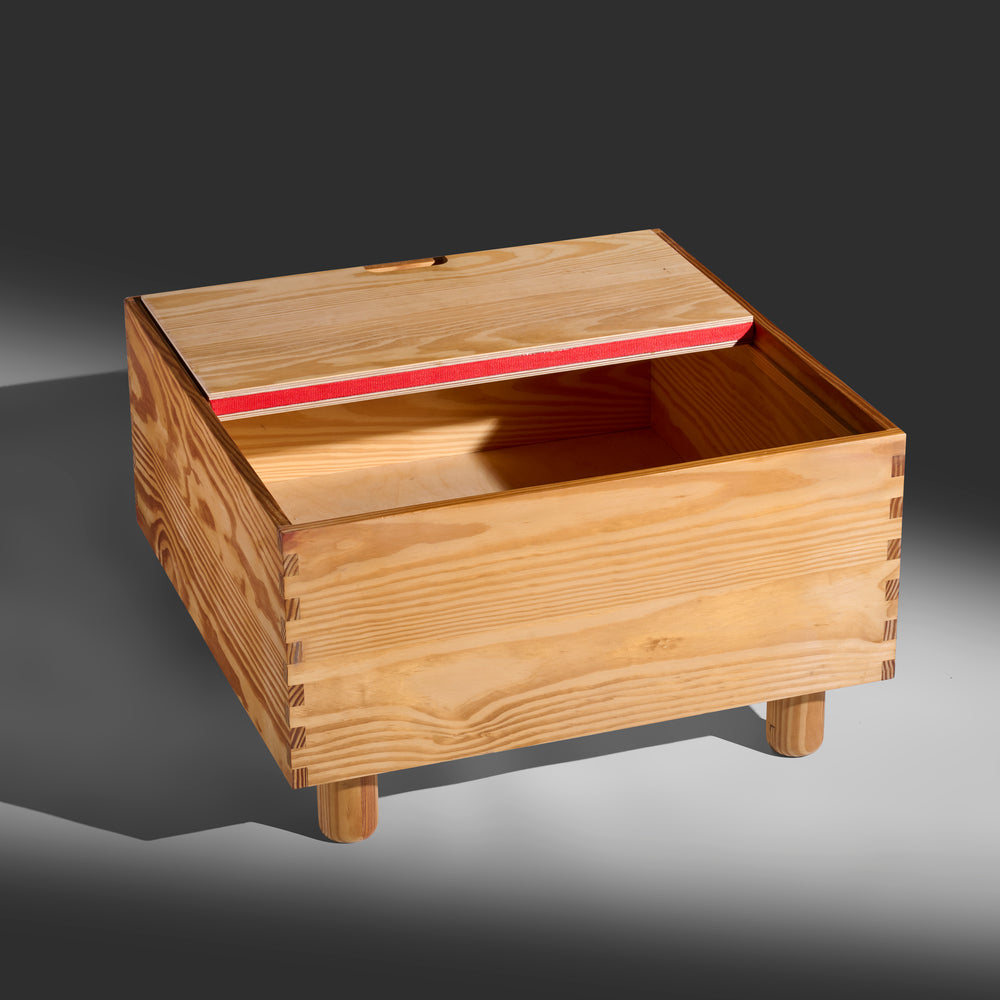 Jasper Morrison Crate Table model No.1 for Established & Sons, UK 2007