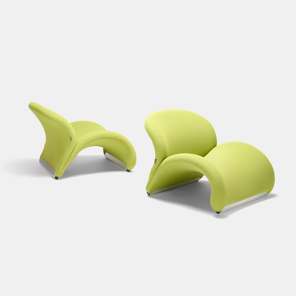 Pierre Paulin pair of model 574 Le Chat chairs for Artifort Netherlands