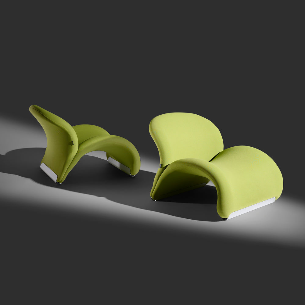 Pierre Paulin pair of model 574 Le Chat chairs for Artifort Netherlands