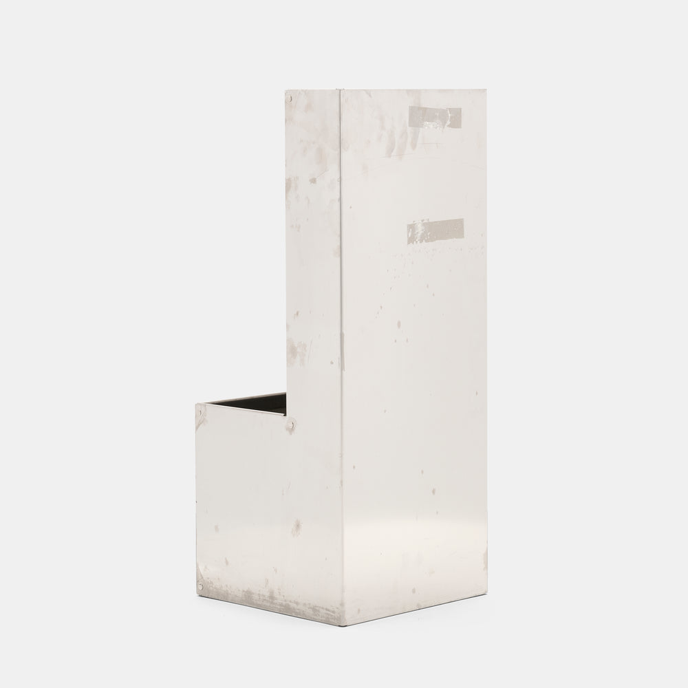 Isabel Gamero and Jordi Pérez Plec Umbrella Stand for BD Barcelona