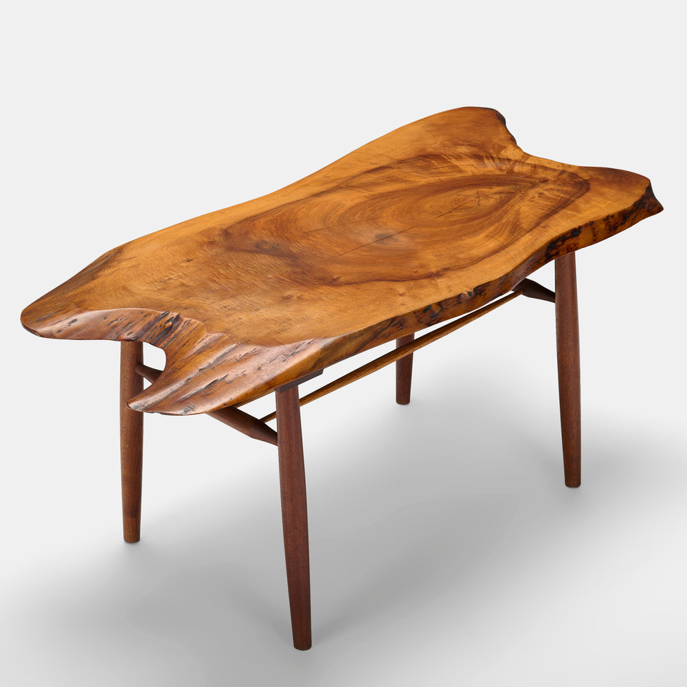 New Hope hand crafted coffee table after George Nakashima by Katherine Mezger, USA, 1960s