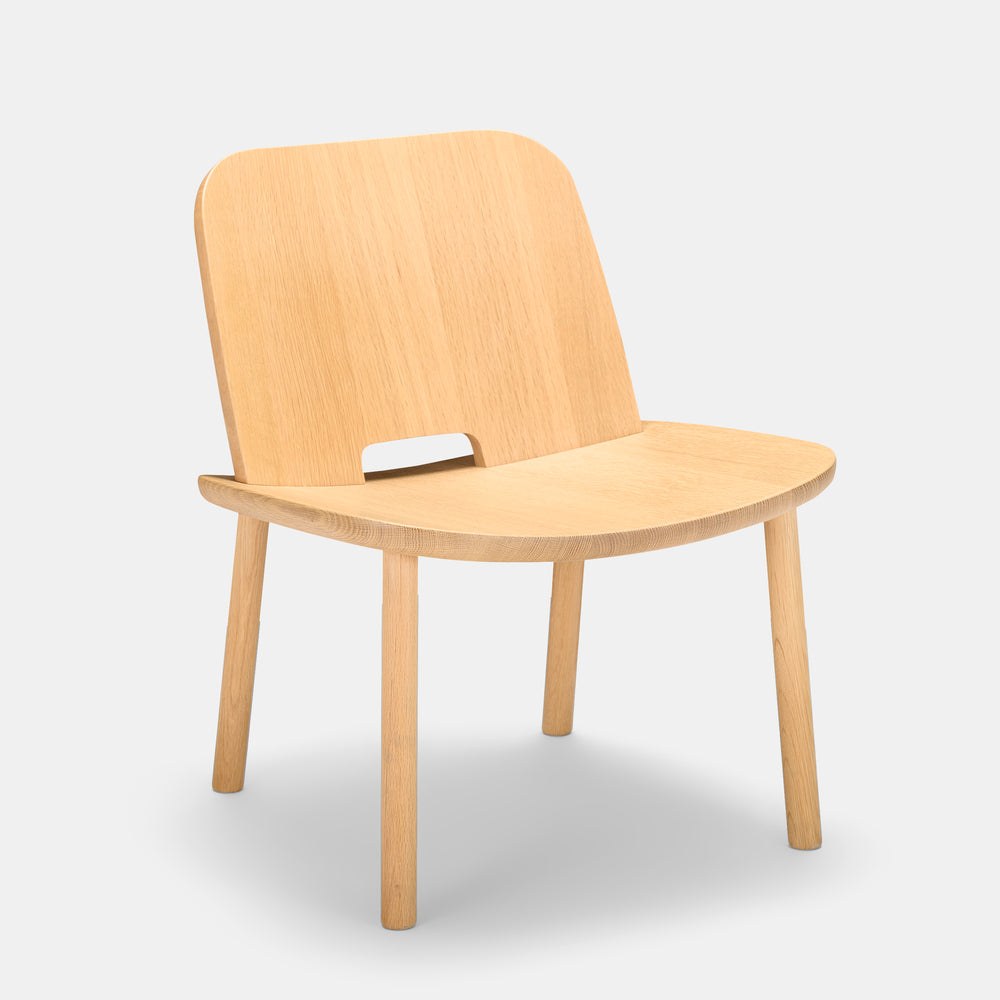 Jasper Morrison solid oak model "Fugu" lounge chair for Maruni Collection Japan, 2018