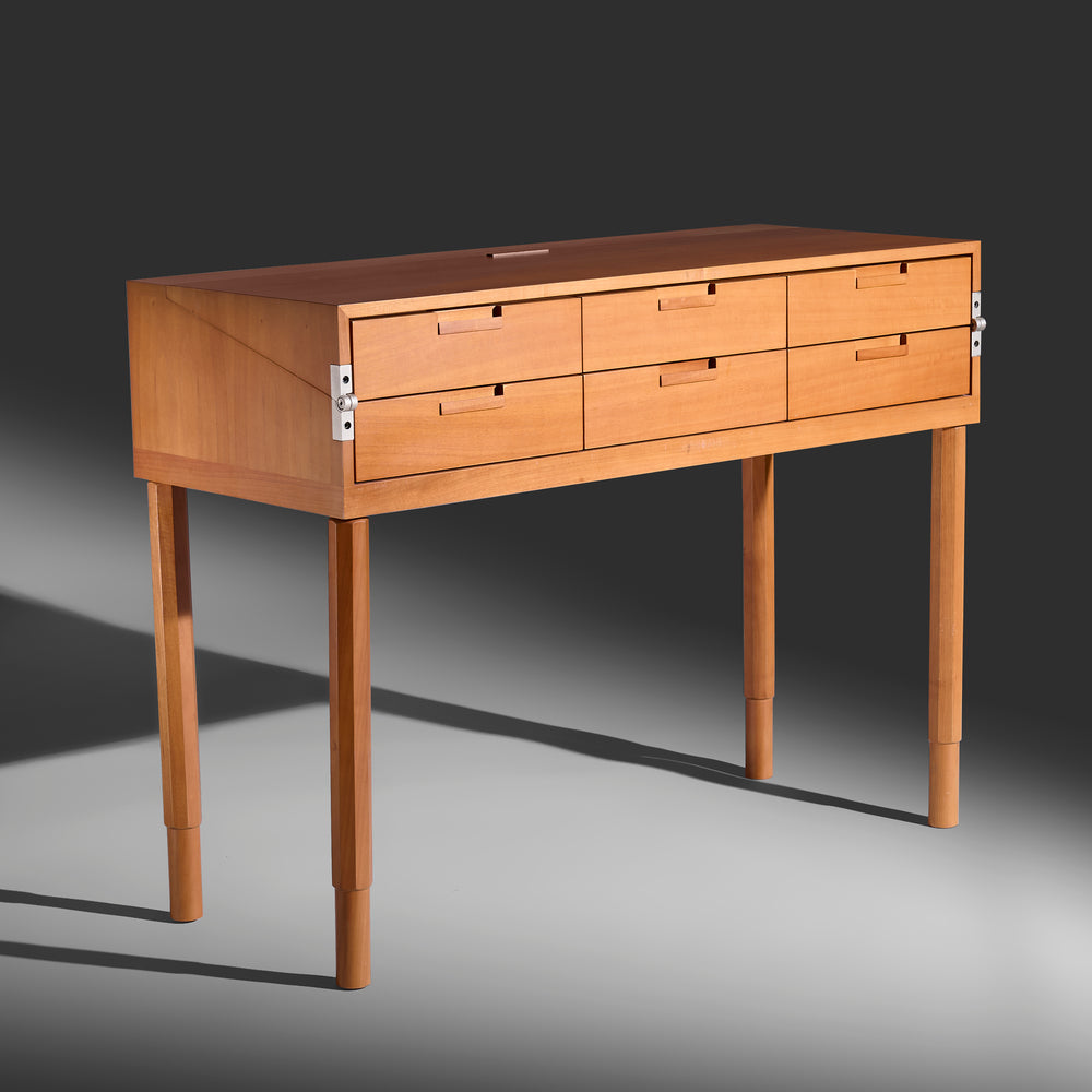 Antonio Citterio 'Elios" writing desk console for B&B Italia, 1990