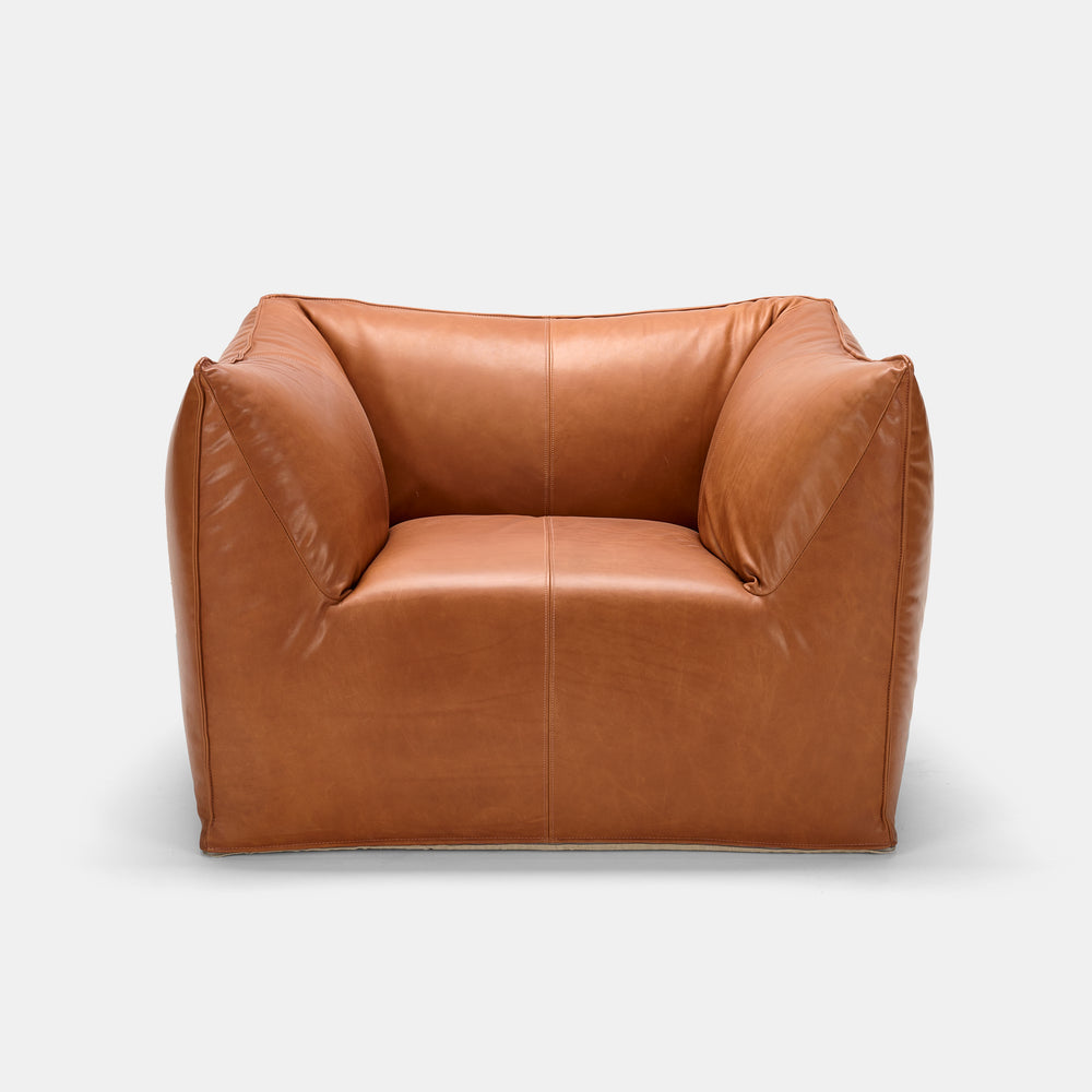 Mario Bellini "Le Bambole" lounge chair in buttery soft whiskey leather for B&B Italia, circa 2000s