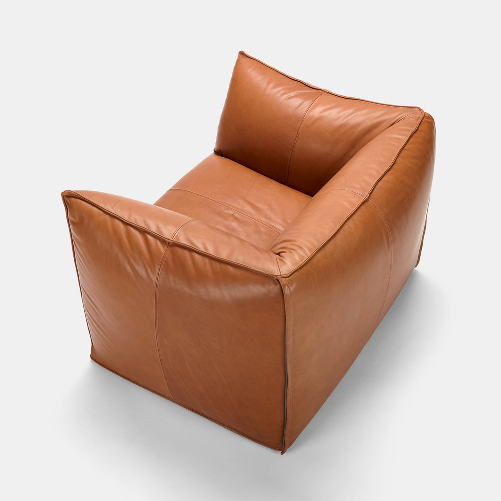 Mario Bellini "Le Bambole" lounge chair in buttery soft whiskey leather for B&B Italia, circa 2000s