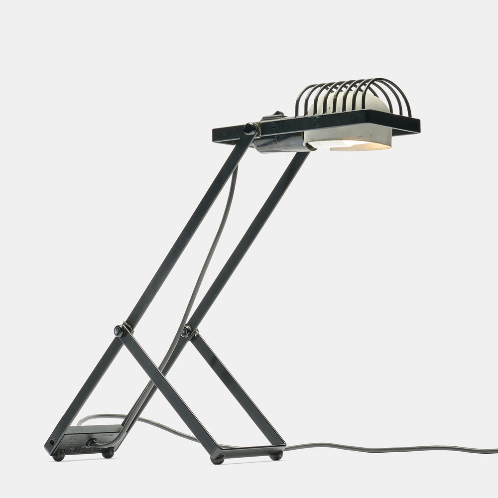 Ernesto Gismondi "Sintesi" black adjustable task lamp for Artemide, Italy, 1970s