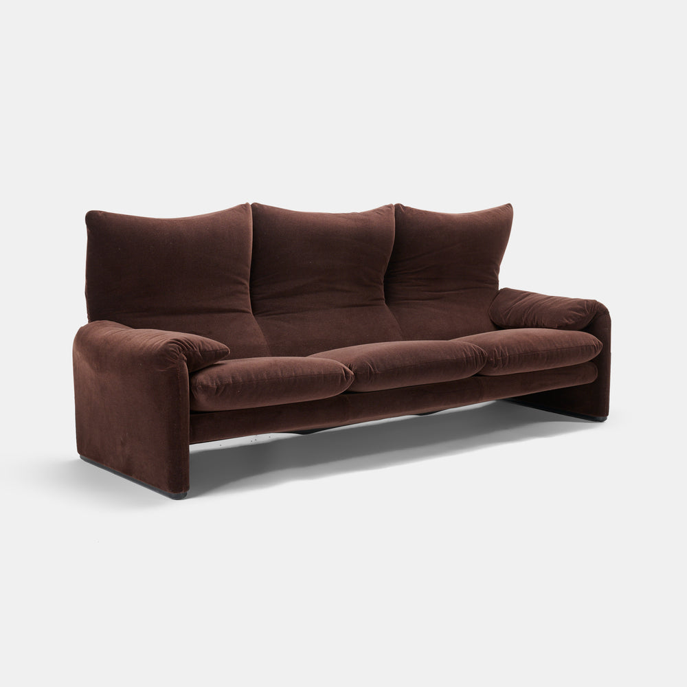 Vico Magistretti Maralunga Sofa for Cassina Italia, circa 1980s