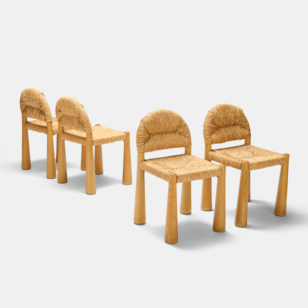 Alessandro Becchi rare matched set of four solid pine "Toscanolla" dining chairs by for Giovanetti, Italy, 1970s