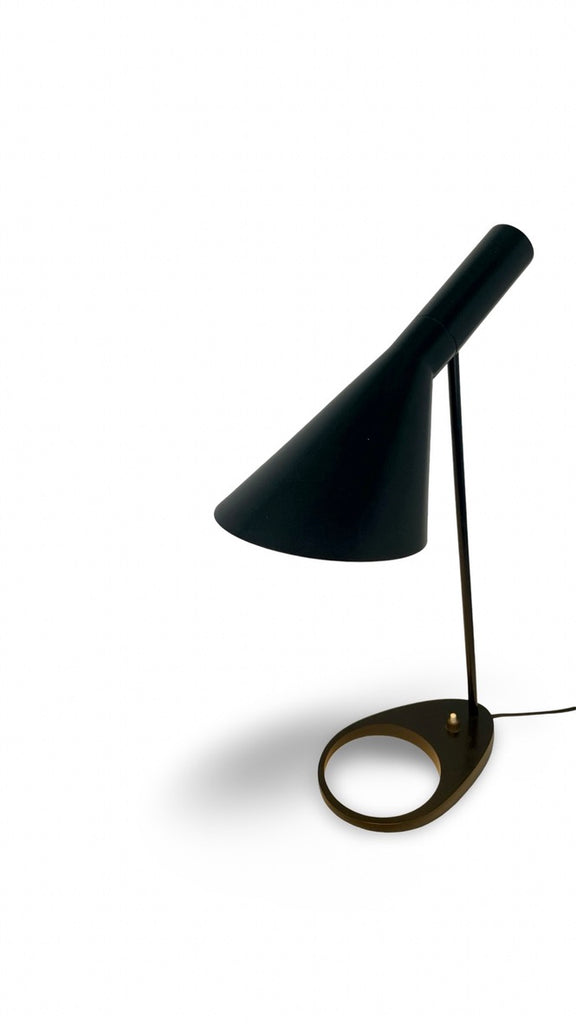 グローイング・アップ('78イスラエル/米) Arne Jacobsen 
