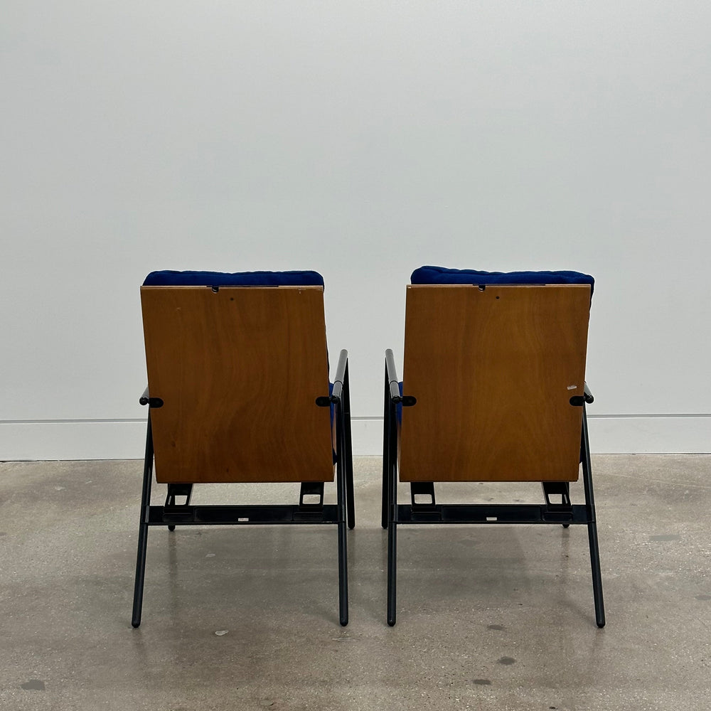 Richard Sapper rare pair of model "Nena" folding lounge chairs for B&B Italia, Italy, 1984