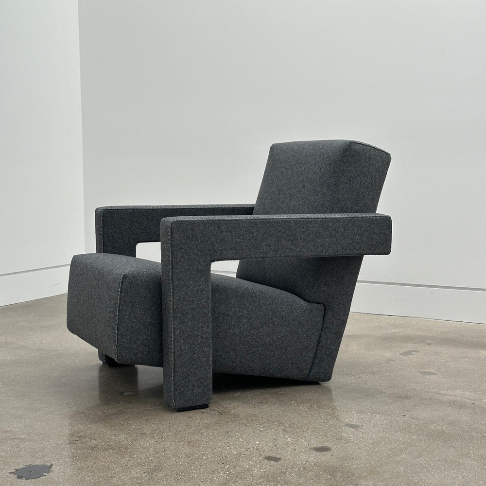 Gerrit Rietveld "Utrecht" lounge chair produced by Cassina, Italy, 1990s