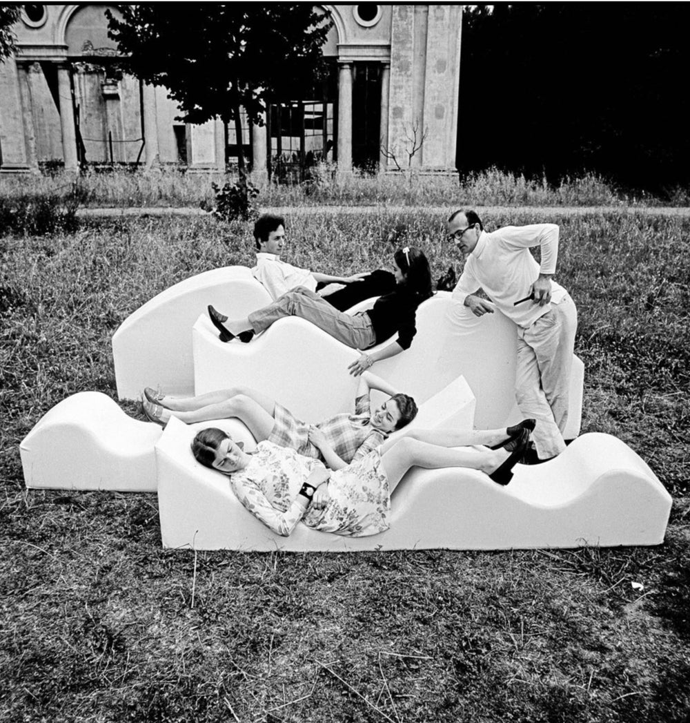Archizoom vintage original white "Superonda" sofa for Poltronova, Italy, 1960s