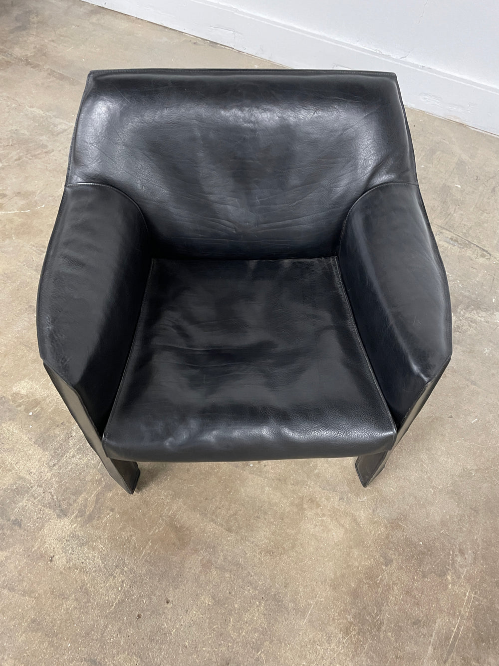Mario Bellini Cab 415 lounge chair for Cassina, Italy circa 1980s