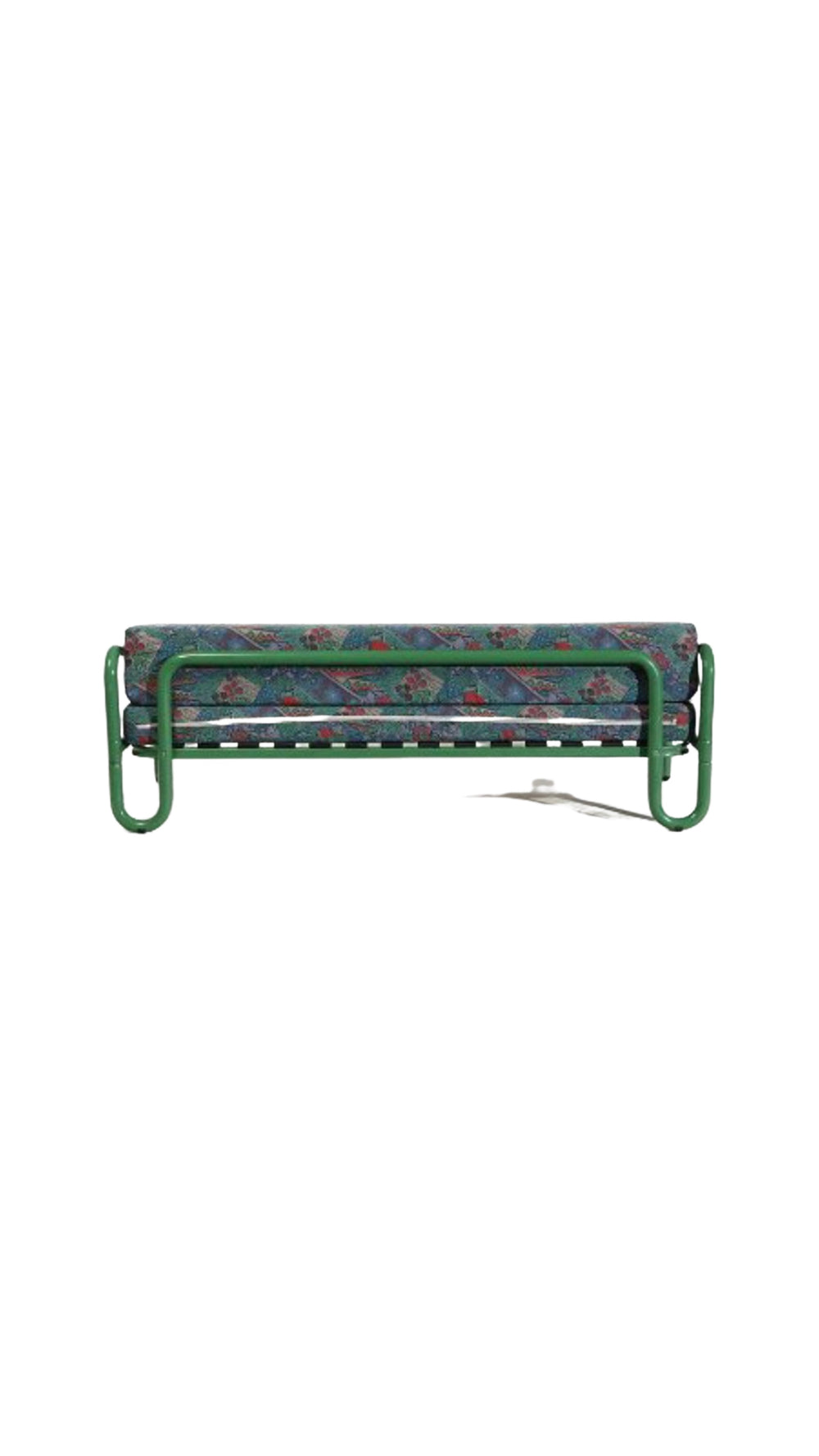 Italian green metal daybed sofa in the style of Gae Aulenti, Italy, circa 1980s.
