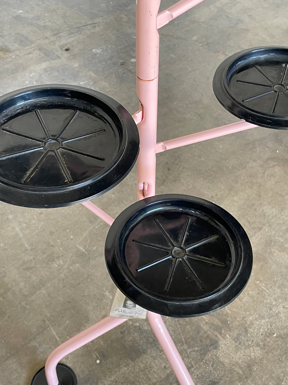 Achille Castiglioni pink model "Albero" demountable flowerpot stand for Zanotta, Italy, 1983
