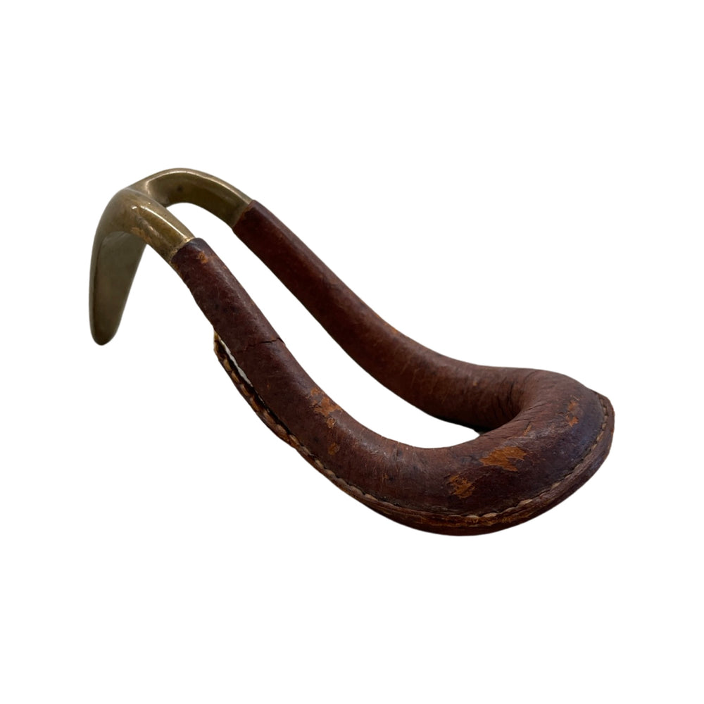 Attributed to Carl Auböck II for Werkstätte Carl Auböck leather wrapped bronze pipe rest holder, Austria, 1950s